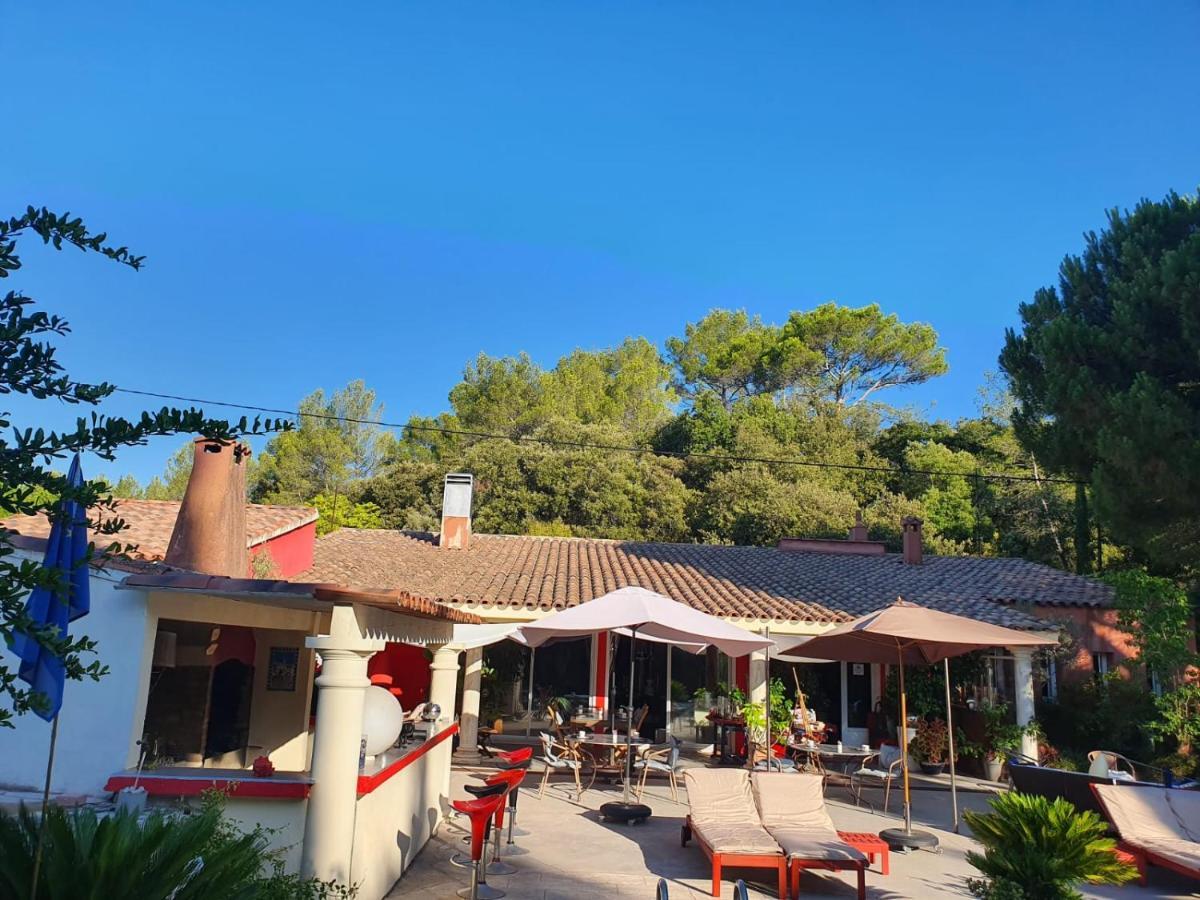 Au Mas Saint Pierre Pignans Exterior foto